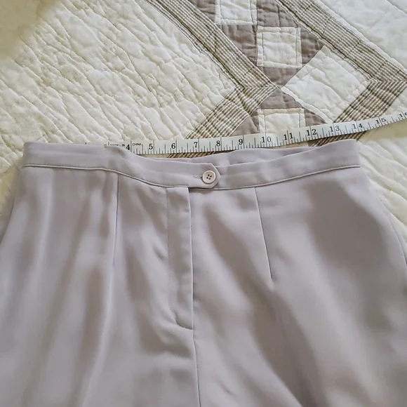 Like new pant suit. Veey goid quality - Picture 10 of 14